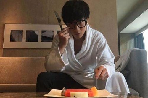 娱乐圈吃瓜薛之谦视频,娱乐圈幕后真相大揭秘