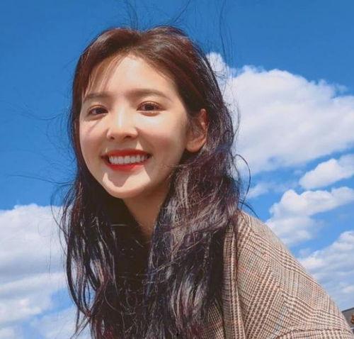 王小骞吃大瓜图片高清视频,高清视频捕捉吃瓜瞬间