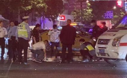 江苏南京吃瓜事件视频播放,南京吃瓜事件视频引发全网热议